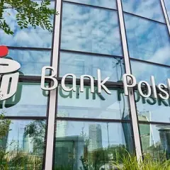 PKO Bank Polski umacnia pozycję na rynku europejskim: kluczowe osiągnięcia