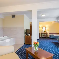 Ile pokoi ma hotel Ossa? Poznaj różnorodność ofert i komfort
