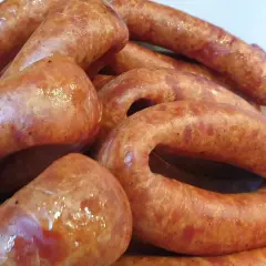 Kiełbasa krucha z galaretką: łatwy przepis na wyjątkowe danie
