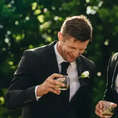 Jaki krawat na wesele, aby uniknąć faux pas i wyglądać elegancko