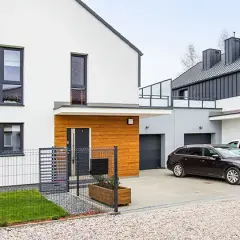 Jaki szeroki podjazd z kostki zapewni swobodne manewrowanie?
