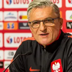 Ile zarabia trener reprezentacji Polski? Prawda o jego zarobkach i obowiązkach