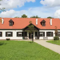 Dworek Marii Dąbrowskiej w Russowie - historia, wystawy i atrakcje