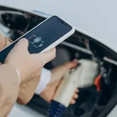 Ile kWh potrzeba do ładowania samochodu elektrycznego? Zaskakujące fakty