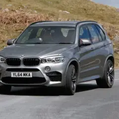 Ile pali BMW X5 3.0 diesel? Sprawdź, jak oszczędzać na spalaniu!