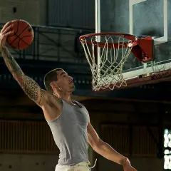 Najlepsze filmy o koszykówce na Netflixie – ranking i recenzje