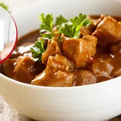 Idealna marynata do wołowiny na gulasz, która zmieni smak potrawy