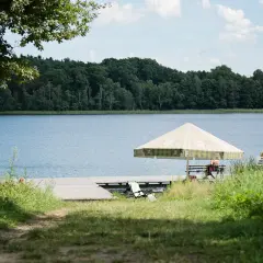 Wypoczynek nad jeziorem Lubuskie - idealne miejsca na relaks i zabawę