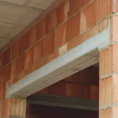 Jaka zaprawa do nadproży zapewnia bezpieczeństwo i trwałość konstrukcji?