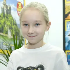 Ile lat ma Nela Mała Reporterka? Zaskakujące fakty o jej życiu!