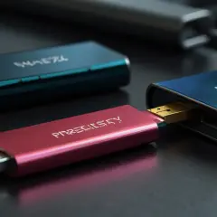 Wybierz najlepszy pendrive na dzień chłopaka - praktyczny poradnik 2025