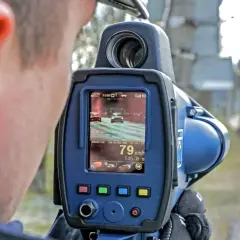 Poznaj rzeczywiste odległości z jakich policja może mierzyć prędkość na drodze