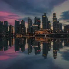W jakim kraju jest Singapur? Poznaj jego niezależny status