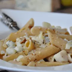 Prosty przepis na penne z gruszką i gorgonzolą – danie, które zachwyci każdego