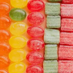 Dino słodycze: Co warto wiedzieć o dostępnych produktach?