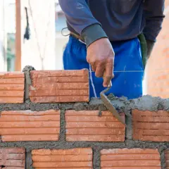 Jakie są zaprawy budowlane? Rodzaje, zastosowania i praktyczne porady