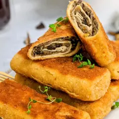 Idealny sos do krokietów z kapustą i grzybami, który zaskoczy smakiem