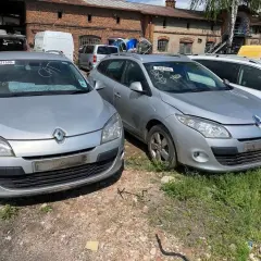 Jak zdjąć przedni zderzak renault megane iii - uniknij typowych błędów