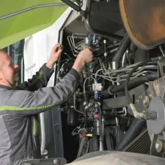 Ile kosztuje roboczogodzina elektryka? Poznaj skrywane koszty usług