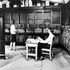 Kiedy powstał HTML? Historia, która zmieniła internet na zawsze