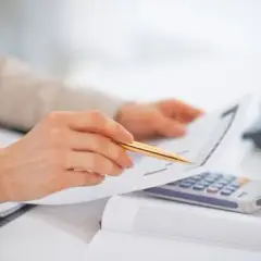 Jak obliczyć fundusz zdrowotny dla nauczycieli? Kompletny przewodnik