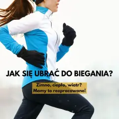 Kobieta w sportowej kurtce i rękawiczkach biegnie, przygotowana na jesienną pogodę. Dowiedz się, w czym biegać jesienią, gdy jest zimno, ciepło lub wietrznie.