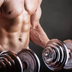 Odżywki na CrossFit: Co działa, a co to strata pieniędzy?