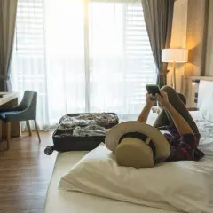 Jak znaleźć tanie noclegi w Polsce i zaoszczędzić na podróży