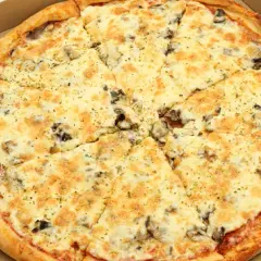 Kaloryczność pizzy 40 cm: Ile kcal? Konkretne liczby i fakty