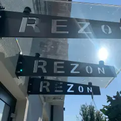 Rezon Laski k. Warszawy: Idealny Dom Seniora? Sprawdź Ofertę!