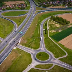 Tarnów A4: Twój przewodnik dojazdu. Wybierz węzeł bezbłędnie!