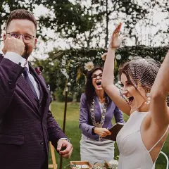 Pytania do fotografa ślubnego: Kluczowa lista przed umową