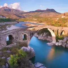 Albania: Więcej niż tania alternatywa? Plaże, góry, UNESCO!