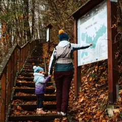 Piwniczna-Zdrój: Odkryj najlepsze atrakcje i szlaki na urlop!