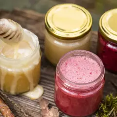 Jaki miód na cholesterol? Odkryj najlepsze rodzaje dla zdrowia
