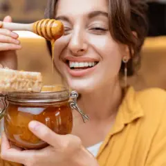 Miód na depresję i nastrój? Odkryj, który wybrać i jak stosować!
