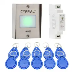 Czytnik domofonowy Cyfral, zasilacz i niebieskie breloki RFID.