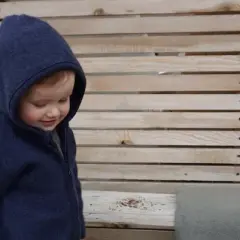 Jak ubrać dziecko w 0 stopni na zimowy spacer: kompletny poradnik mamusi