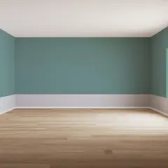 Leere, helle Räume mit türkisfarbenen Wänden und Holzboden. Die Farbe lässt den Raum breiter wirken.