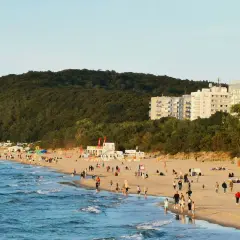 Międzyzdroje: Atrakcje poza plażą! Kompletny przewodnik