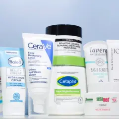 Eine Auswahl an Feuchtigkeitscremes, darunter Nivea Soft, Balea, CeraVe, Cetaphil und Weleda. Diese moisturizer deutsch Produkte versprechen intensive Pflege.