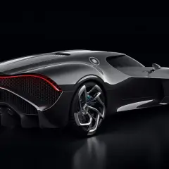 Bugatti La Voiture Noire: 70 mln zł. Dlaczego tak drogo?