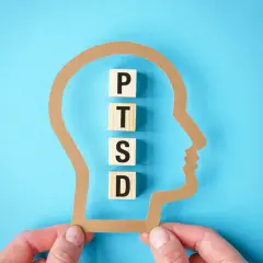 Czy PTSD to choroba psychiczna? Zrozumienie jej skutków i objawów