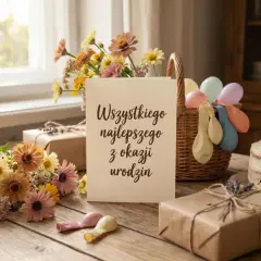 Wszystkiego najlepszego z okazji urodzin dla cioci! Bukiet kwiatów, tort i prezenty czekają.