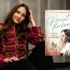 Evelyn Schreiber, författaren till "Privat flickan", i en dramatisk cirkusinspirerad jacka. Boken har en bild av en häst och cirkustält.