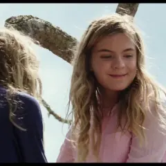 Film o dziewczynce, która wpadła do drzewa - historia nadziei i cudu