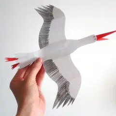 Jak zrobić bociana z papieru? Od prostych form po origami 3D.