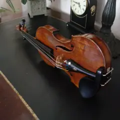 Czy skrzypce to instrument strunowy? Odkryj ich unikalne cechy