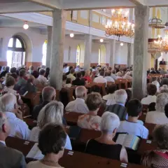 Kościół ewangelicki w co wierzą? Kluczowe różnice i przekonania