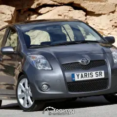 Toyota Yaris II: Jaki silnik wybrać, by nie żałować? Poradnik Kaji